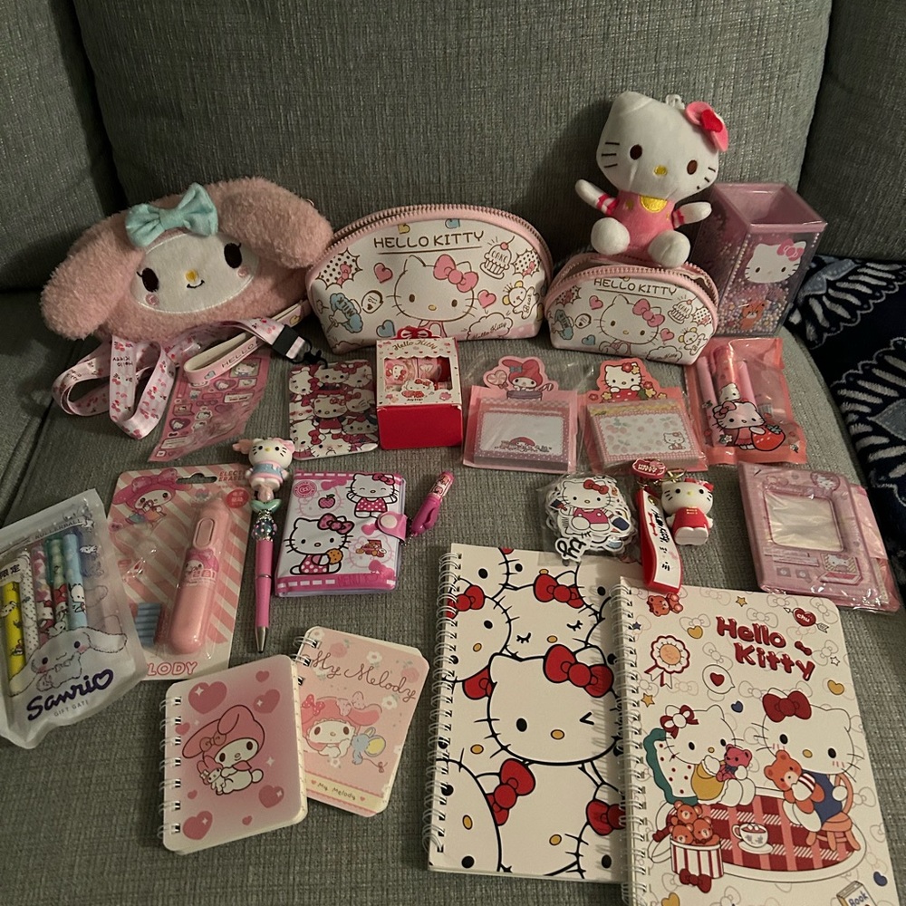 Sanrio stationery set mix of hk and my melody. 21 items included